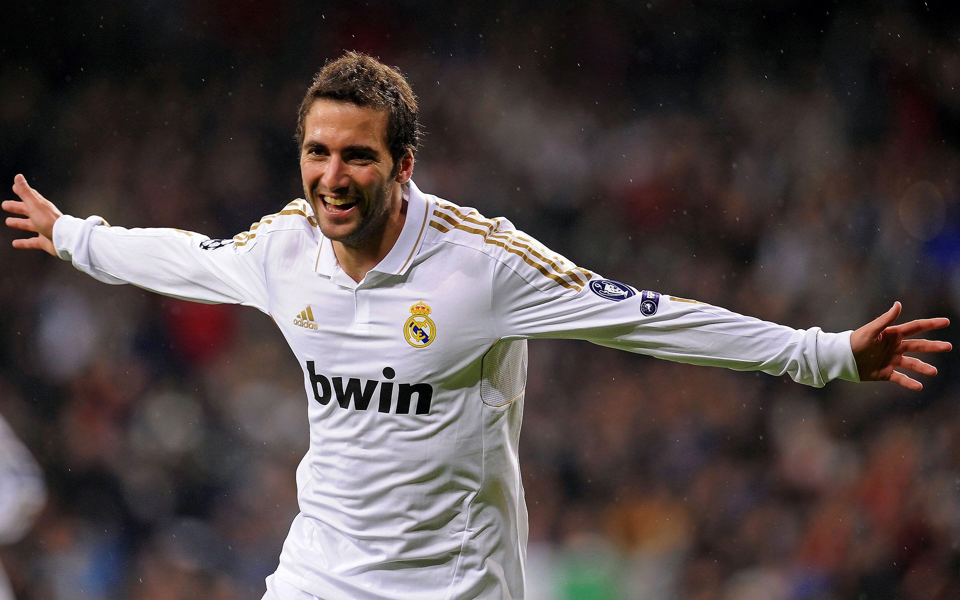 法国队遭遇惨败，欧预赛形势变得严峻，法国队2020欧预赛球衣图片